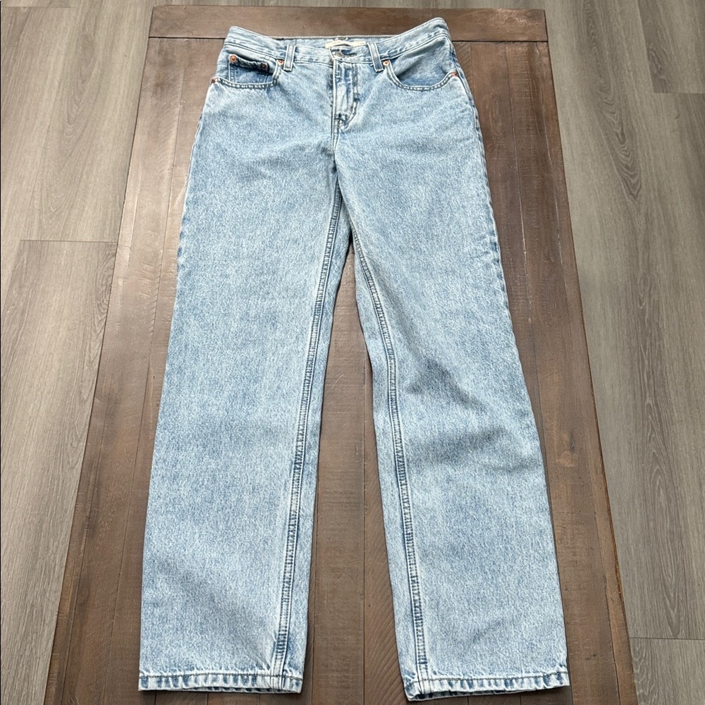 Levi’s Light Blue Denim Jeans